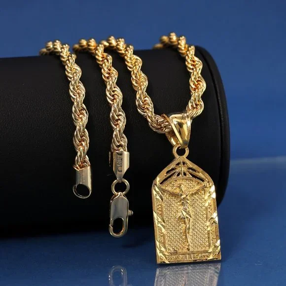 14k Jesus Pendant Rope Chain + Pendant